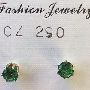 orecchini cristalli verdi